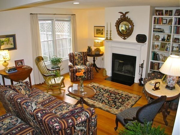 256 Sandpiper Ln in Tisbury, MA - Foto de edificio