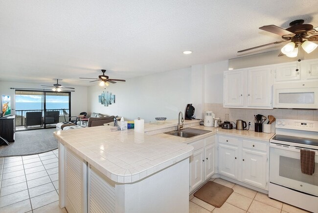 77-6585-6585 Sea View Cir in Kailua Kona, HI - Building Photo - Building Photo