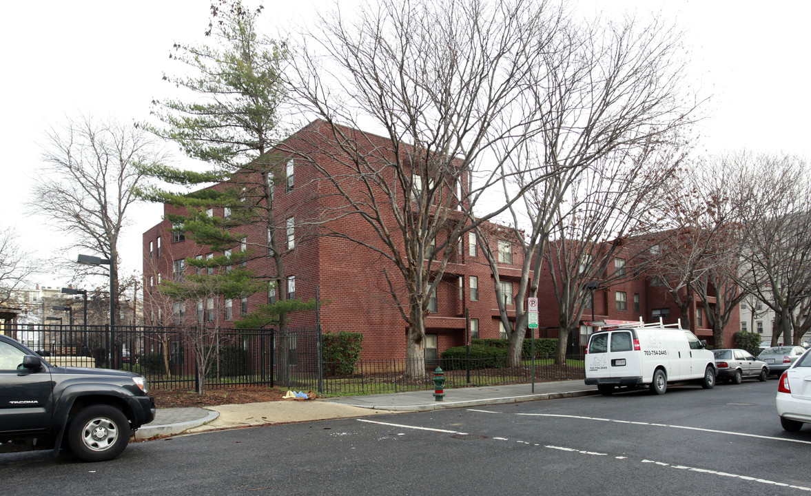 Claypoole Courts in Washington, DC - Building Photo