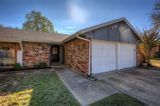 7704 Evergreen Ave in North Richland Hills, TX - Building Photo - Building Photo