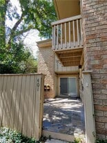 8340 Fathom Cir in Austin, TX - Building Photo