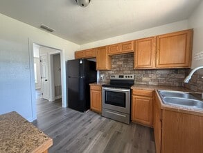 212 35th St in Snyder, TX - Building Photo - Building Photo