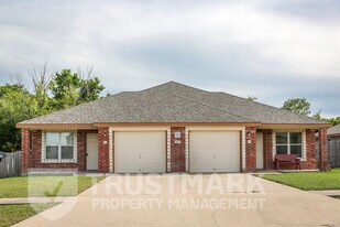 4202 Elms Run Cir in Killeen, TX - Building Photo