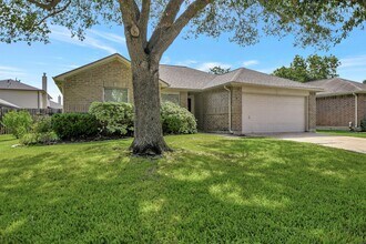 18234 Drum Heller Ln in Tomball, TX - Building Photo - Building Photo
