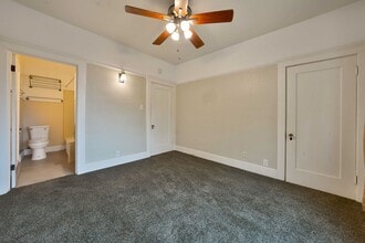 2726 T St in Sacramento, CA - Building Photo - Building Photo