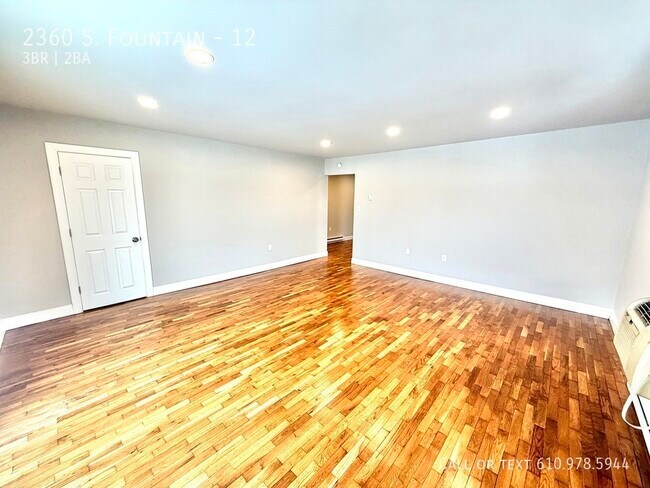 2360 S Fountain St in Allentown, PA - Building Photo - Building Photo