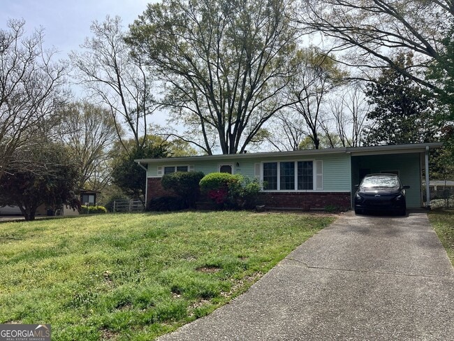 property at 373 Norton Cir SE