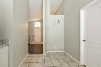 411 Sonoma Dr in Valrico, FL - Building Photo - Building Photo