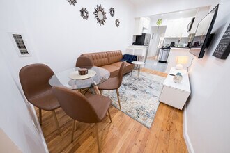 301 E 104th St in New York, NY - Building Photo - Building Photo