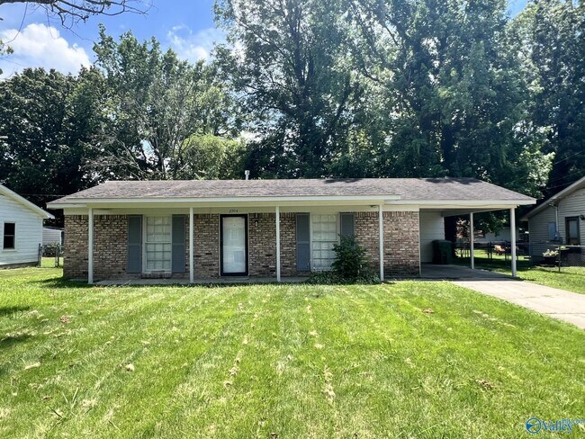 property at 2904 Alametos St SW