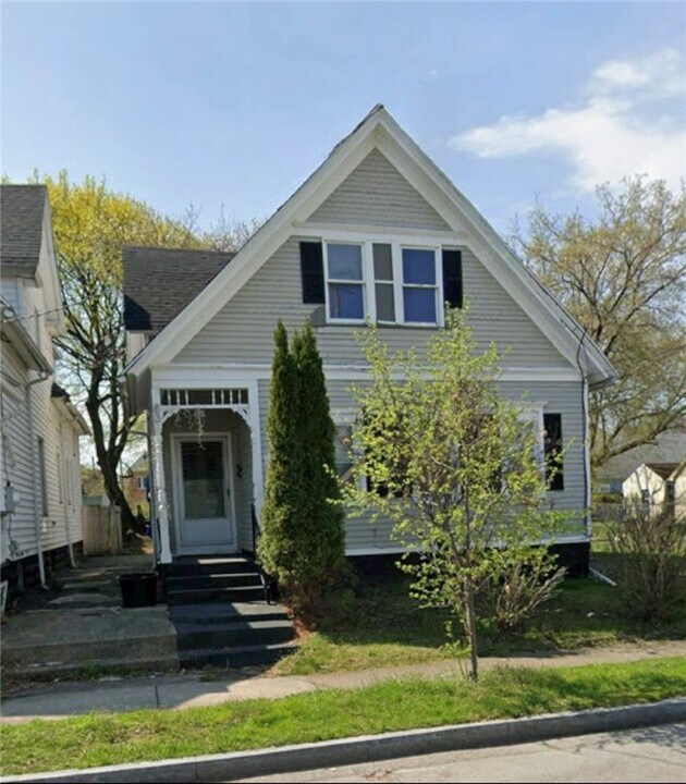83 Weeger St in Rochester, NY - Building Photo