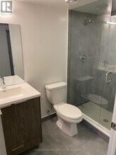 60 Shuter St in Toronto, ON - Building Photo - Building Photo