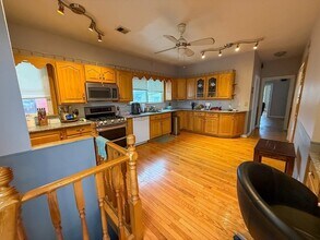 56 Bowdoin St in Medford, MA - Foto de edificio - Building Photo