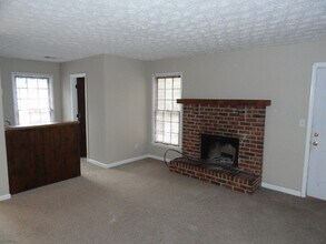 2870 Lakemont Dr SW in Marietta, GA - Building Photo - Building Photo