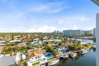 2881 NE 33rd Ct in Fort Lauderdale, FL - Building Photo - Building Photo