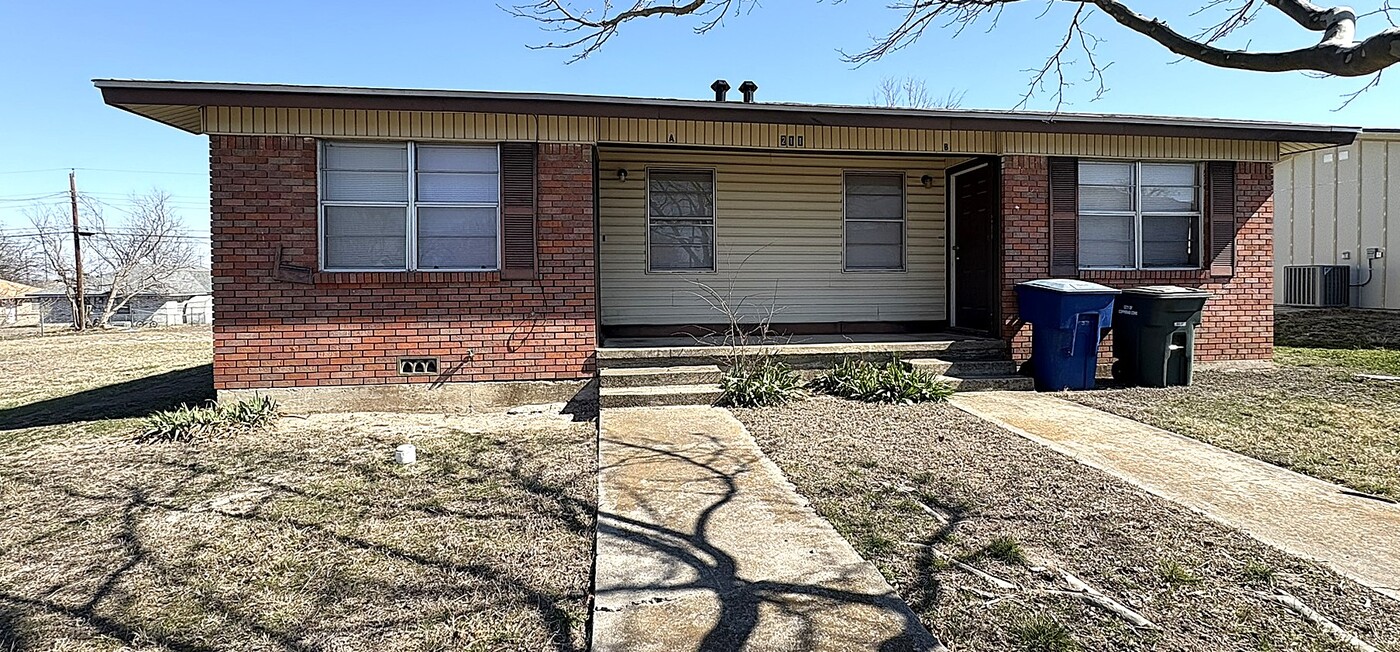 211 Marston Ave, Unit A in Copperas Cove, TX - Foto de edificio