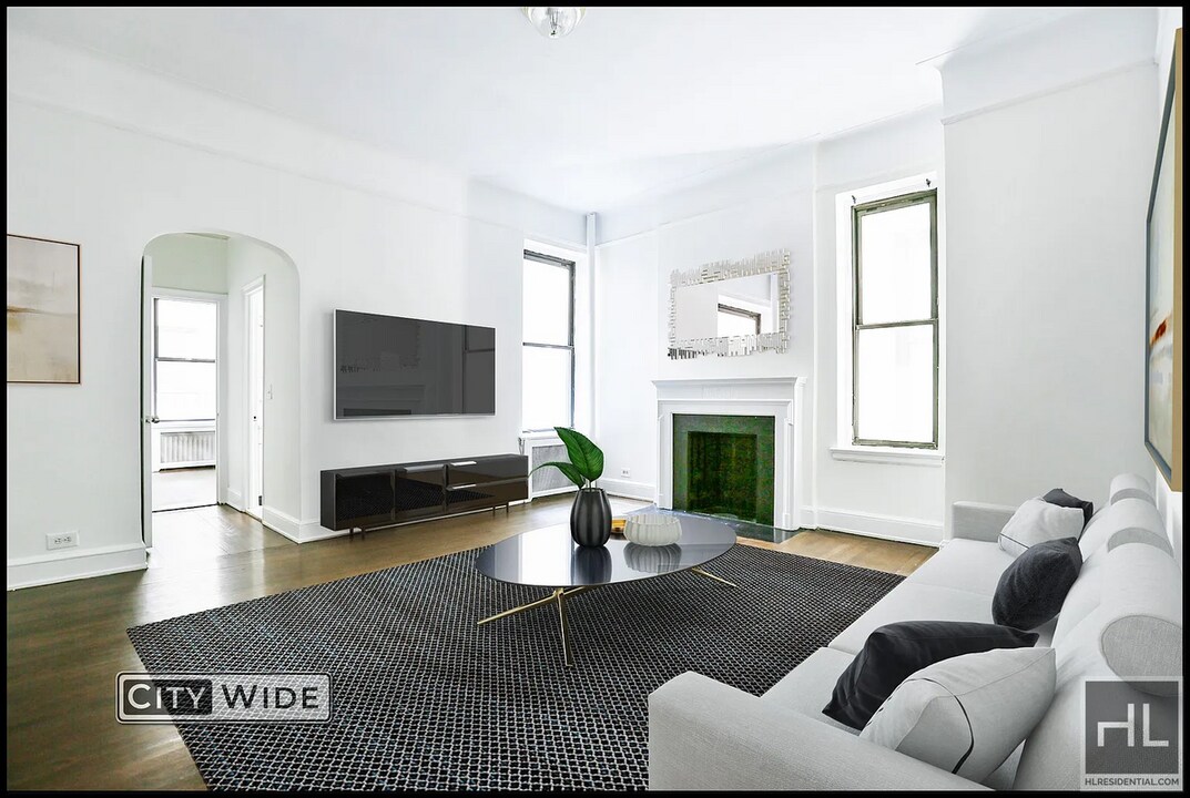 East 81st St in New York, NY - Building Photo
