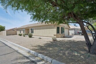 40130 N Costa Del Sol Dr in San Tan Valley, AZ - Building Photo - Building Photo