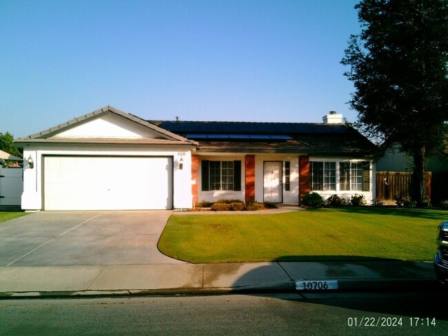 10716 Falling Springs Ave in Bakersfield, CA - Building Photo - Building Photo