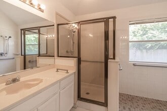 2411 Raintree Path in Round Rock, TX - Building Photo - Building Photo