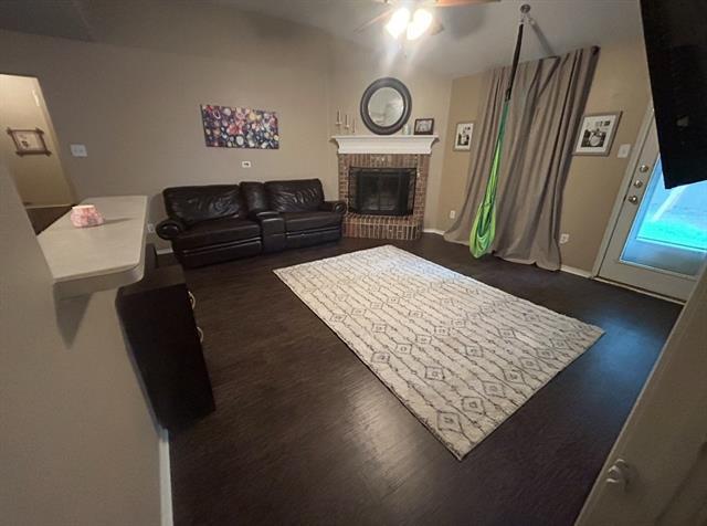 1320 Meadow Rose Trail in Burleson, TX - Building Photo - Building Photo