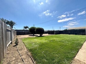 620 W Park Ave in Santa Maria, CA - Building Photo - Building Photo