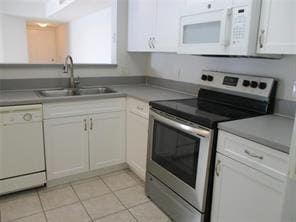 property at 5092 Wiles Rd