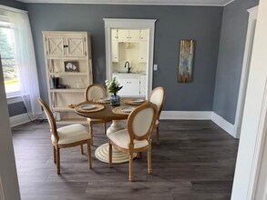 1201 Marshall St in Manitowoc, WI - Foto de edificio - Building Photo