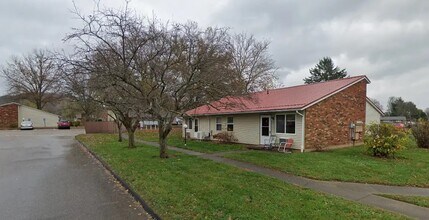 1890 Vista Cir in Aberdeen, OH - Building Photo - Building Photo