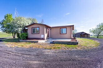 14775 Black Forest Rd in Colorado Springs, CO - Building Photo - Building Photo