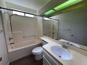 6631 Mt Bachelor Ct in Stockton, CA - Building Photo - Building Photo