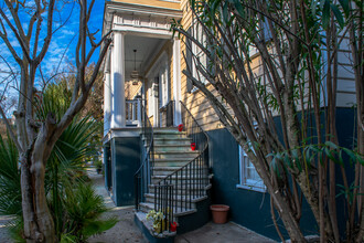 128 Bull St in Charleston, SC - Foto de edificio - Building Photo