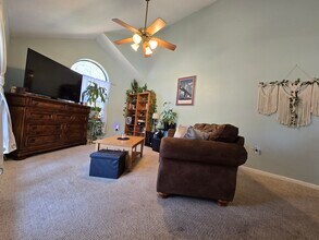 7929 98th St N in Seminole, FL - Building Photo - Building Photo