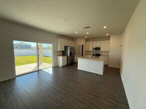 4701 SW 83rd Lp in Ocala, FL - Foto de edificio - Building Photo