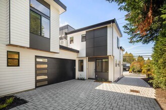 108 6th St South in Kirkland, WA - Building Photo - Building Photo