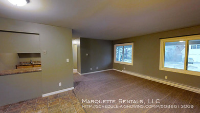 427 E Crescent St-Unit -#48 in Marquette, MI - Building Photo - Building Photo