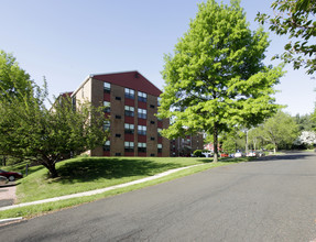 Redeemer Village I & II in Huntingdon Valley, PA - Building Photo - Building Photo