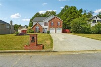 4255 Old House Dr in Conley, GA - Building Photo - Building Photo