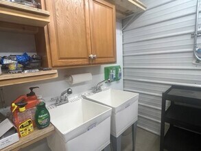 139 3rd St, Unit 2 in Shady Spring, WV - Foto de edificio - Building Photo