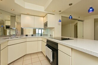 66 Queen St in Honolulu, HI - Building Photo - Building Photo