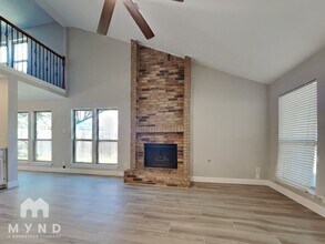 15726 Pipers View Dr in Webster, TX - Building Photo - Building Photo