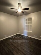 211 S Ash Ave in Ada, OK - Building Photo - Building Photo