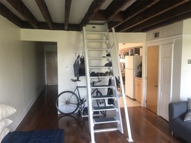 1133 Pine St in Philadelphia, PA - Building Photo