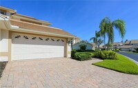 5636 Whisperwood Blvd in Naples, FL - Foto de edificio - Building Photo