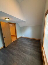 1060 3rd St NW, Unit #2 in Grand Rapids, MI - Building Photo - Building Photo