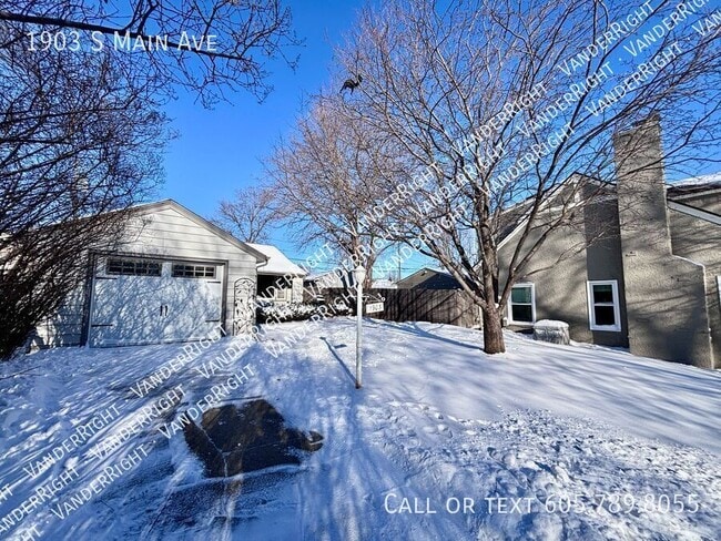 property at 1903 S Main Ave