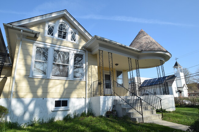 815 Rosedale Ave, Unit 4