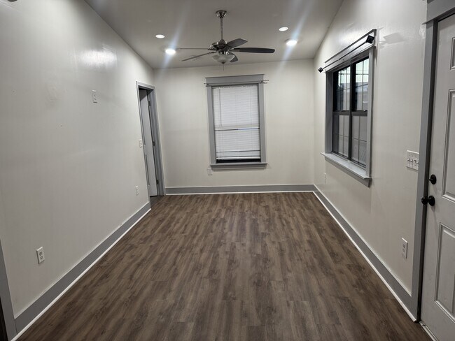 3712 W 22nd Plaza in Panama City, FL - Building Photo - Building Photo