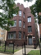 8016 S Paulina St, Unit 3 in Chicago, IL - Foto de edificio - Building Photo