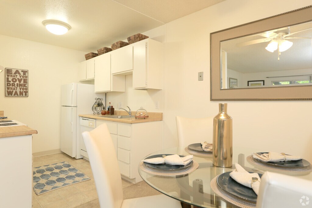 SHASTA TERRACE Vacaville, CA Apartments